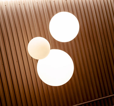 LAMPE PENDANTE SPHÉRIQUE AVEC CÂBLE PIANETA