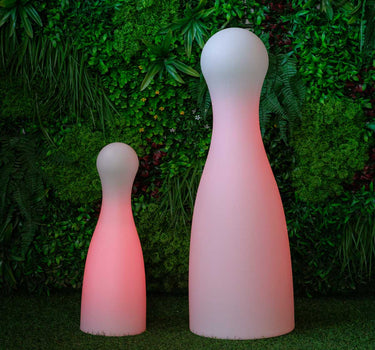 LAMPE EN FORME DE QUILLE POL